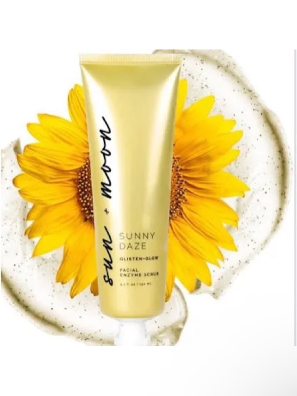 SUN AND MOON - Sunny Daze - Enzyme Facial Scrub - Pineapple and Mango